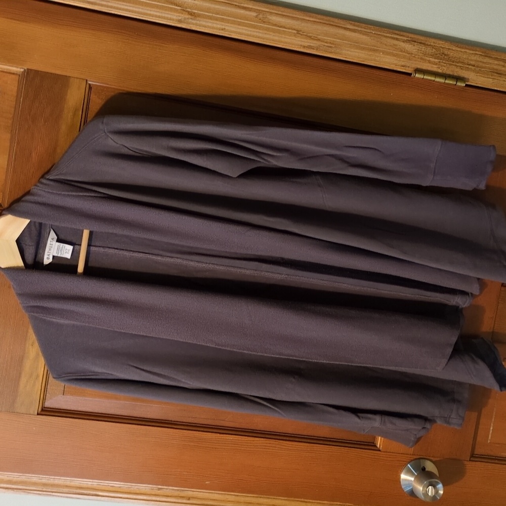 Athleta Pranayama Restore Wrap - Small TALL (Dusk Violet)